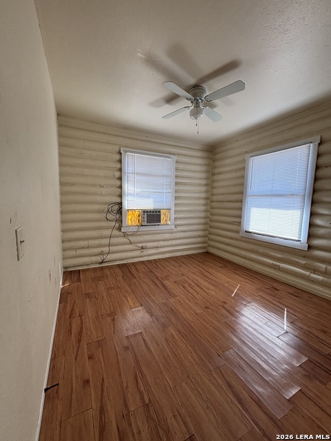 234 San Angelo St Property Photo 14