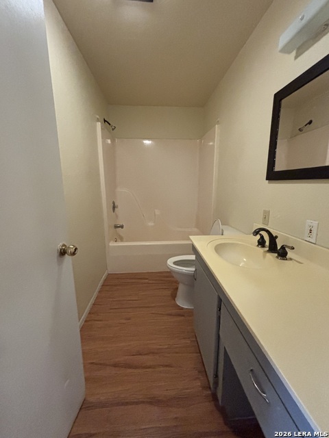 234 San Angelo St Property Photo 17