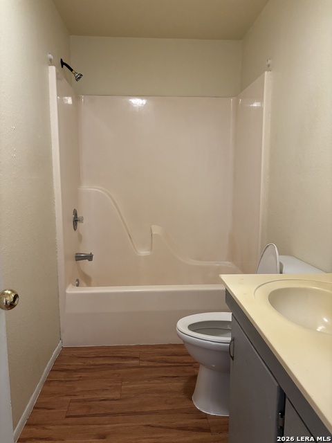 234 San Angelo St Property Photo 18