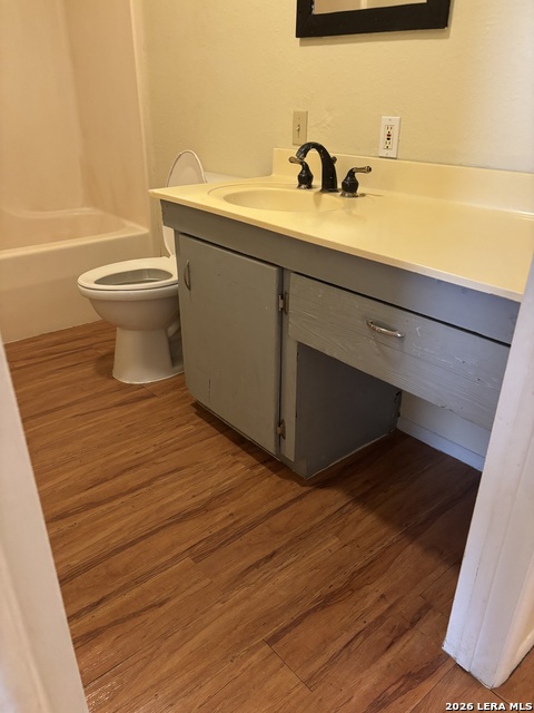 234 San Angelo St Property Photo 20