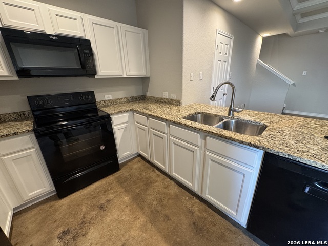 16922 Dancing Ava Property Photo 13