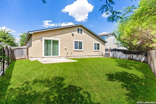 10102 Relic Oaks Property Photo 4