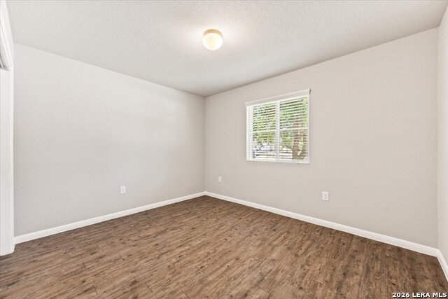 10102 Relic Oaks Property Photo 9