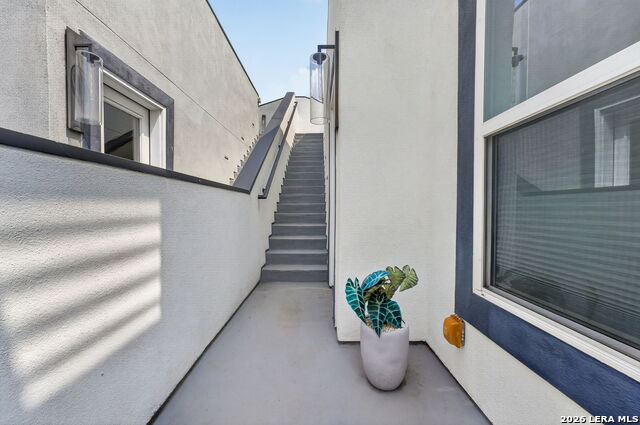 719 Eleanor Property Photo 41