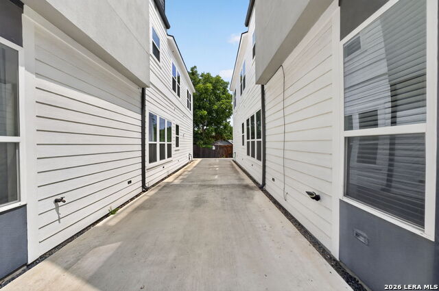 719 Eleanor Property Photo 42