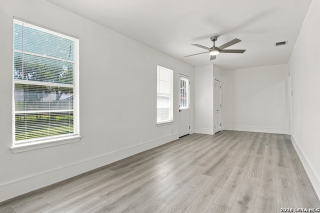 132 Ross Ave Property Photo 14