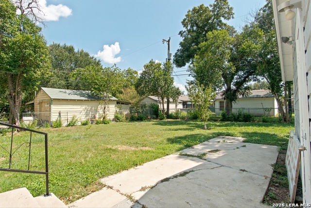 132 Ross Ave Property Photo 28