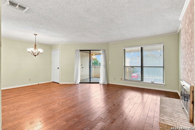 11843 Braesview Property Photo 4