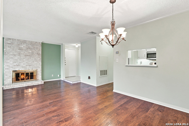 11843 Braesview Property Photo 5