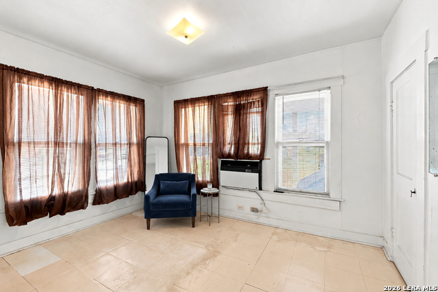 102 Haggin St Property Photo 7
