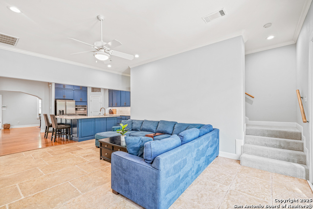 258 Tuxedo Ave Property Photo 7