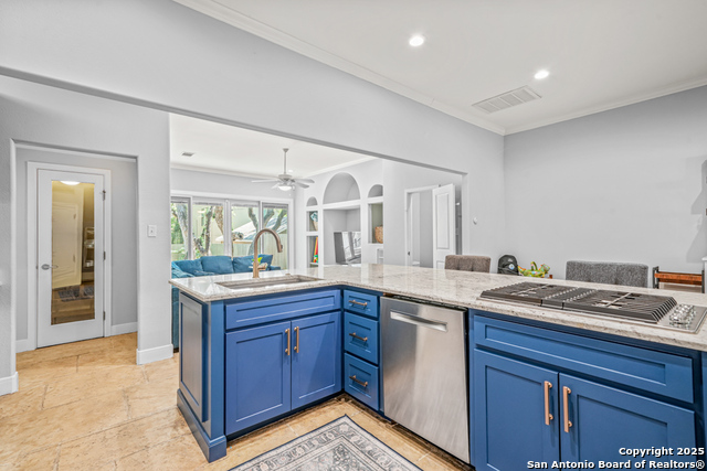 258 Tuxedo Ave Property Photo 11