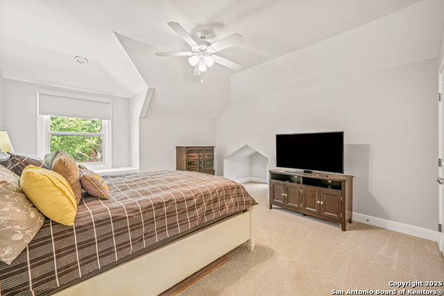 258 Tuxedo Ave Property Photo 27