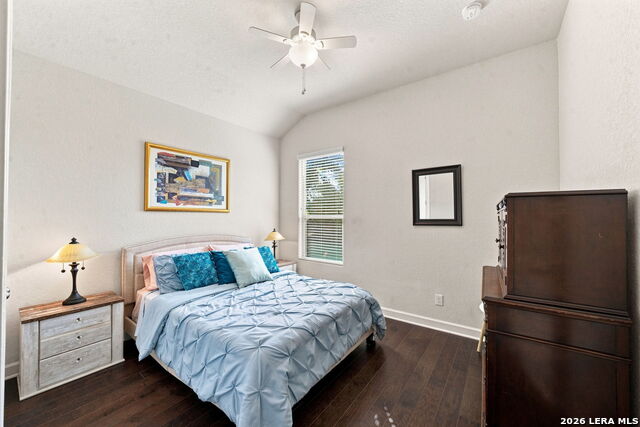 980 Water Oak Property Photo 24