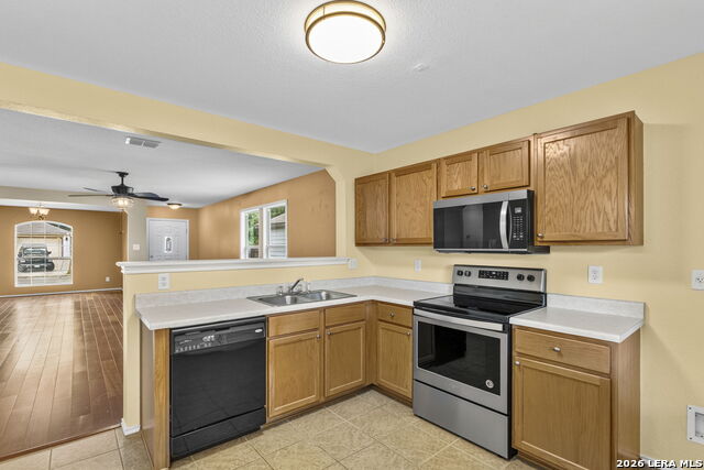 3914 Regal Rose Property Photo 20