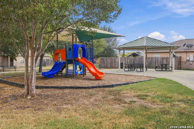 6211 Luckey Run Property Photo 19