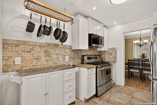 5835 Royal Haven Property Photo 8