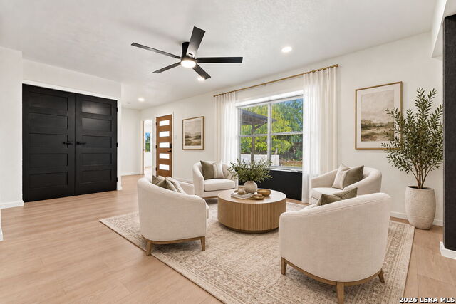 831 Highgate Rd Property Photo 4