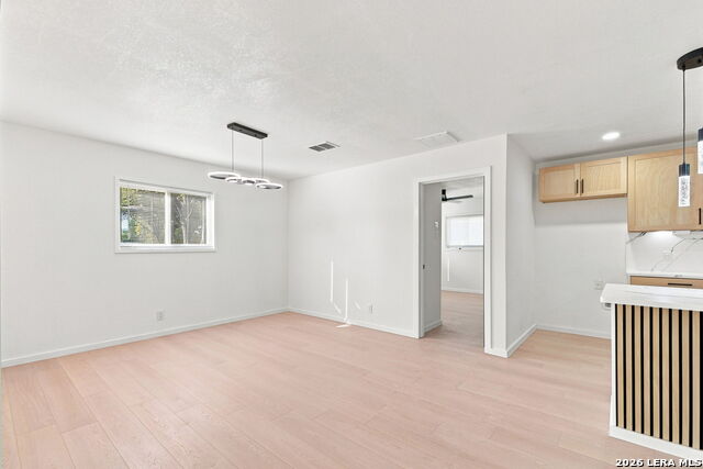 831 Highgate Rd Property Photo 15