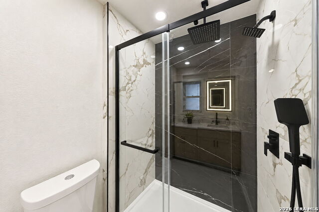 831 Highgate Rd Property Photo 24