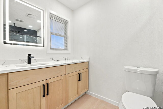 831 Highgate Rd Property Photo 32