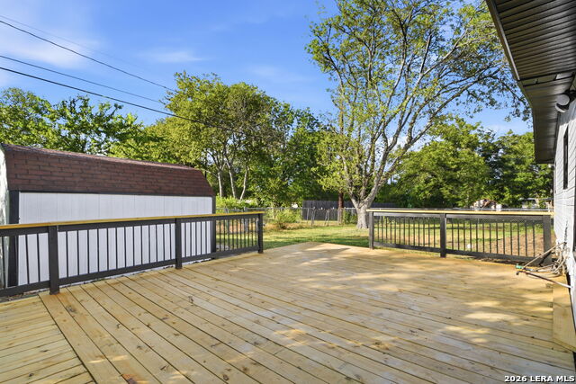 831 Highgate Rd Property Photo 34