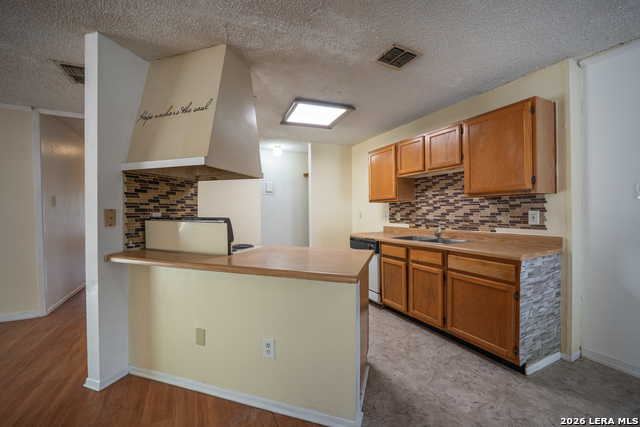 1302 Coldwater Dr Property Photo 6