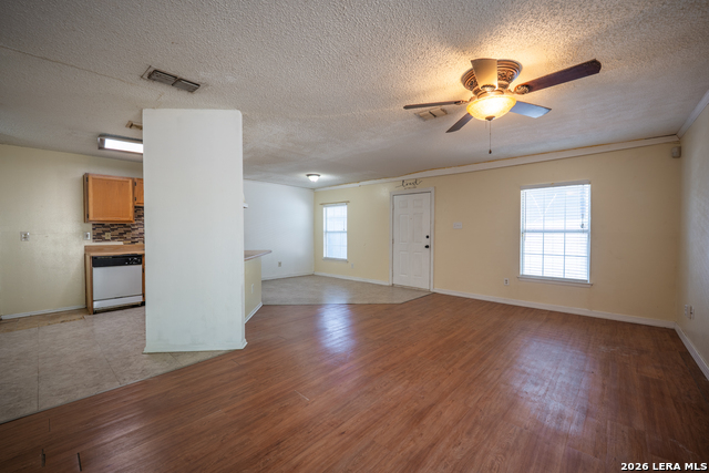 1302 Coldwater Dr Property Photo 8