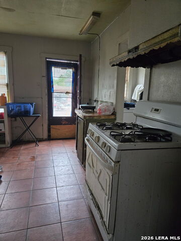 545 Cottonwood Property Photo 3