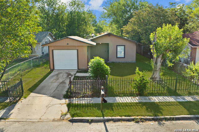 8314 Little Squaw St Property Photo 1