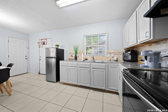 8314 Little Squaw St Property Photo 7
