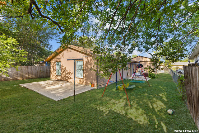 8314 Little Squaw St Property Photo 15