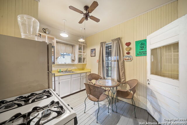 292 Beach Shore Dr Property Photo 11