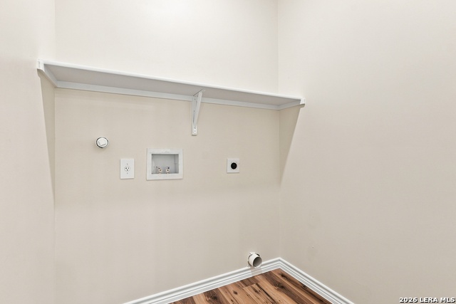 1123 Vickers Ave Property Photo 12