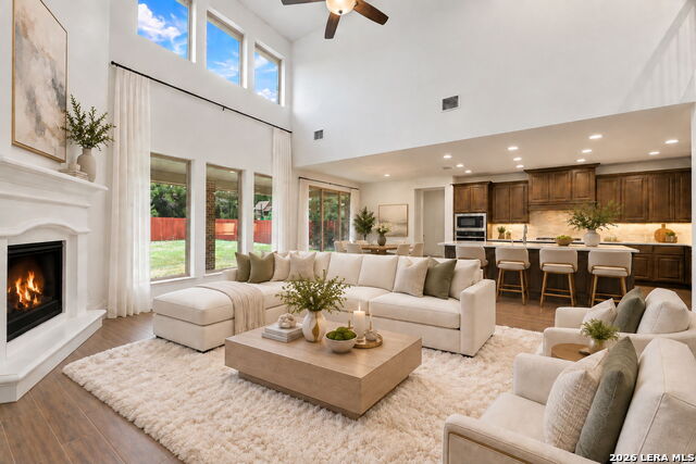 10014 Ellenora Pl Property Photo 3