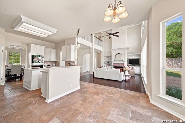 933 Great Tree Property Photo 11