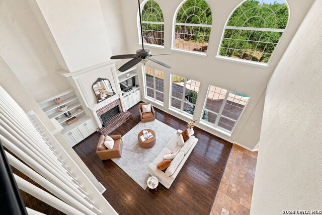 933 Great Tree Property Photo 13
