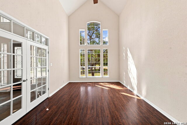 933 Great Tree Property Photo 15