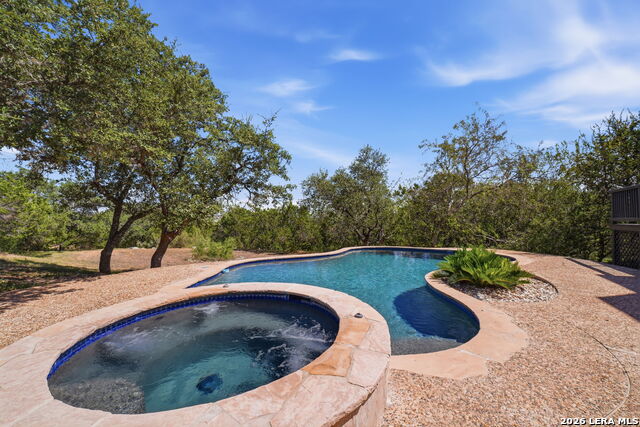 933 Great Tree Property Photo 27