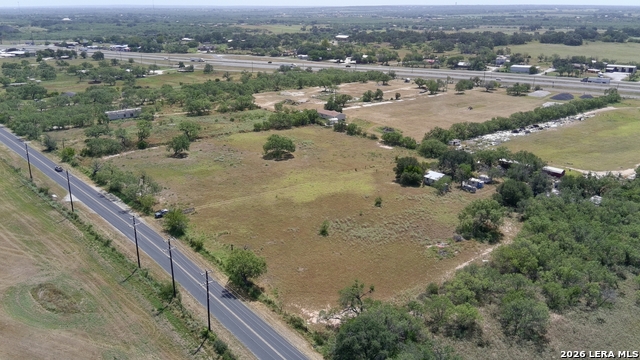 13326 Pearsall Rd Property Photo 2