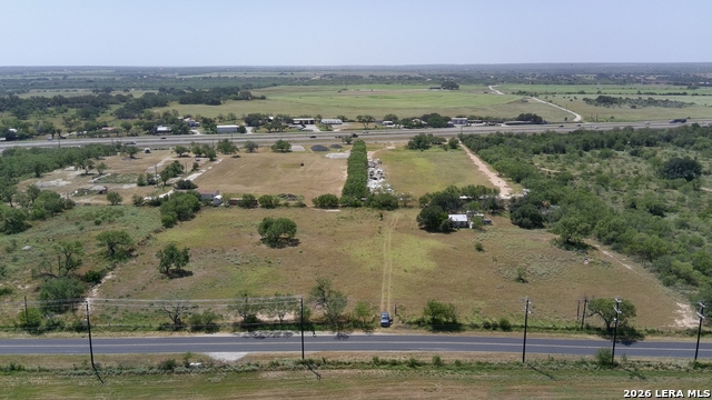 13326 Pearsall Rd Property Photo 7