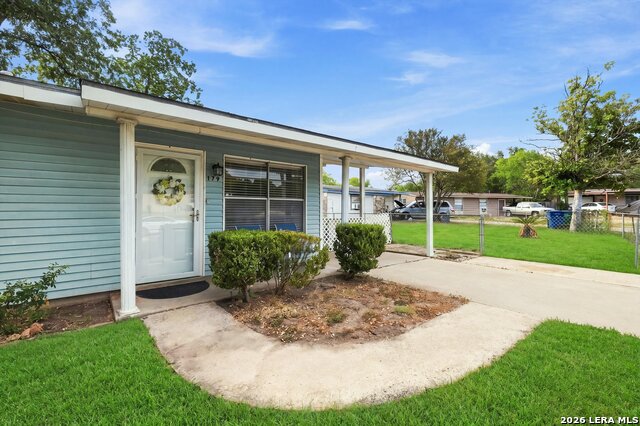179 Seacomber Pl Property Photo 3