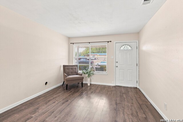 179 Seacomber Pl Property Photo 5