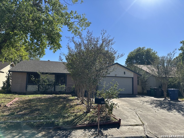 5922 Lakedale Property Photo 1