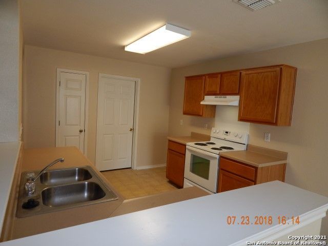 7127 Comet Mnr Property Photo 8