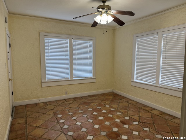 323 Carleton Ct Property Photo 8