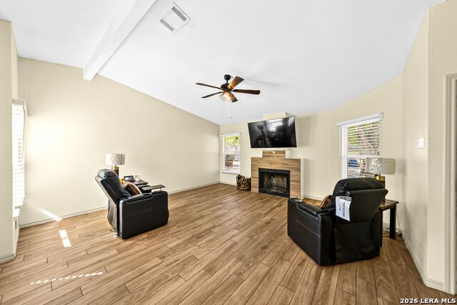 9118 Autumn Mdws Property Photo 6