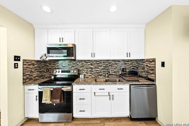 9118 Autumn Mdws Property Photo 9