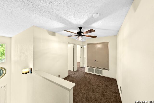 9118 Autumn Mdws Property Photo 24