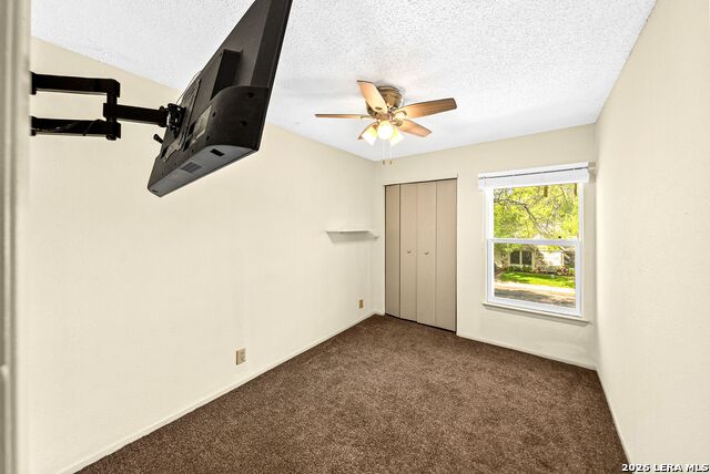 9118 Autumn Mdws Property Photo 26